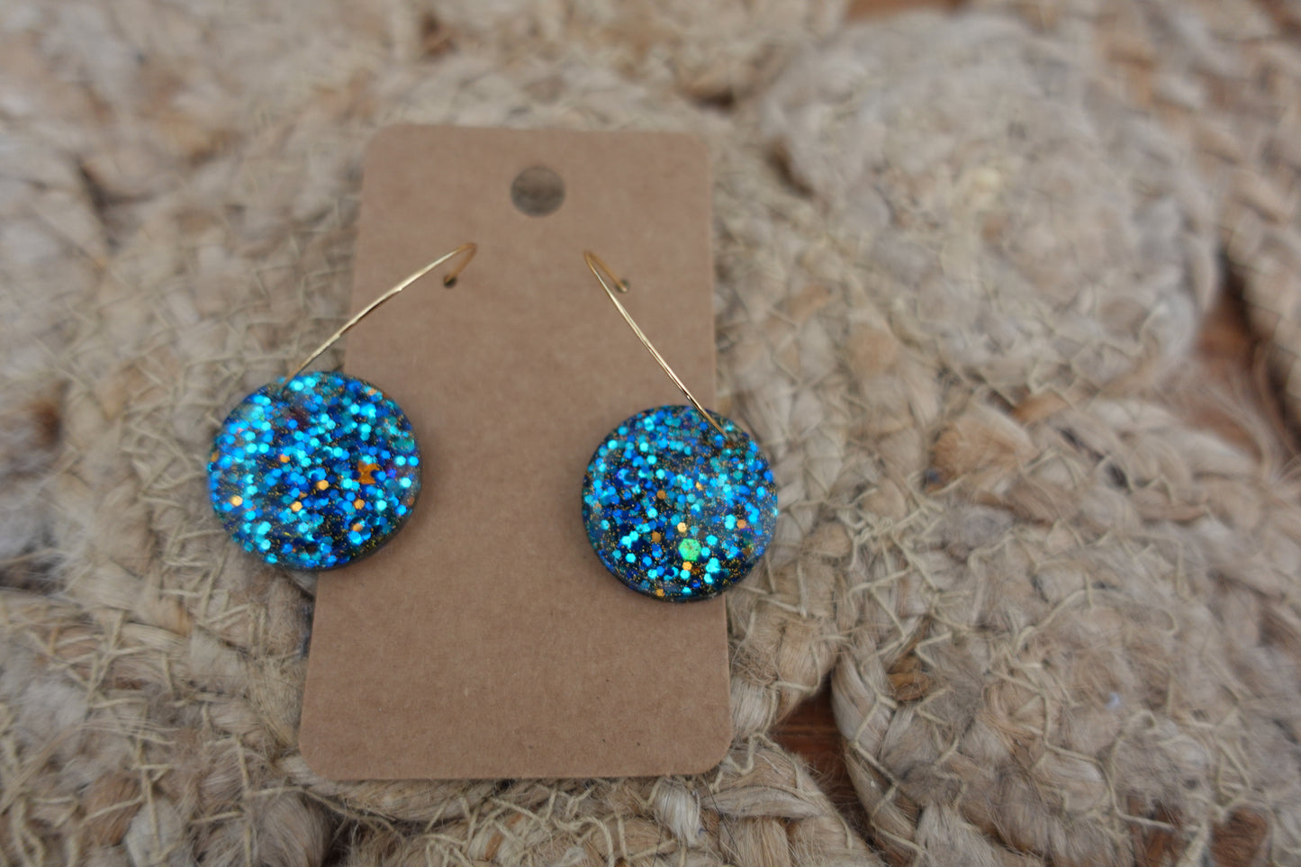 Blauwe holografische hoops (statement oorbellen)