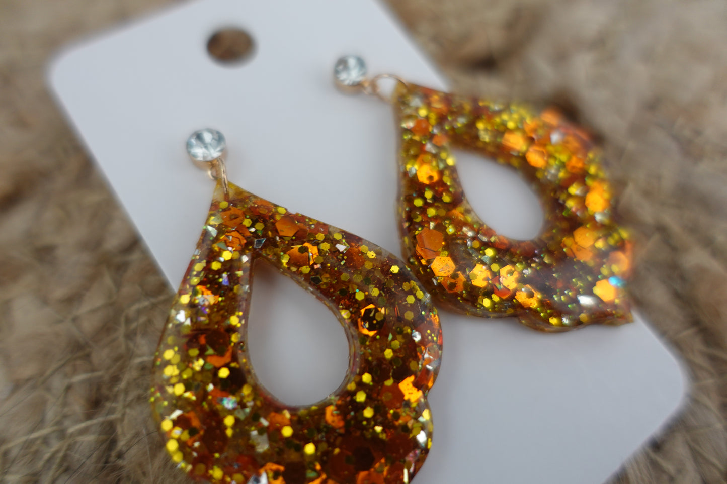 Gouden oorbellen met glitter (statement oorbellen)