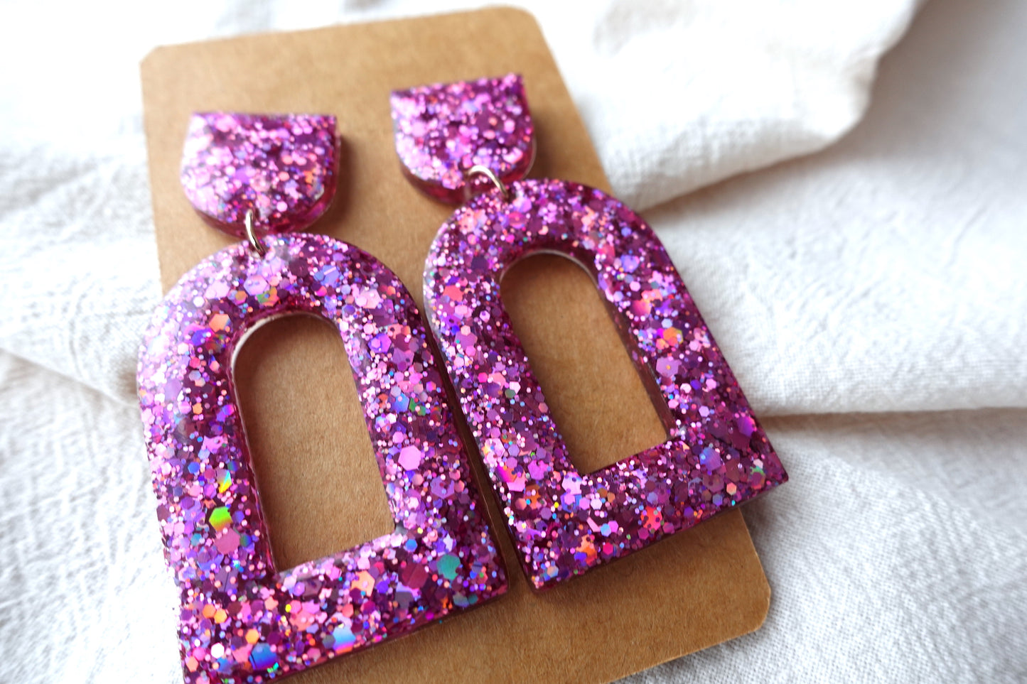 Boog oorbellen roze glitter holografische oorbellen - statement oorbellen