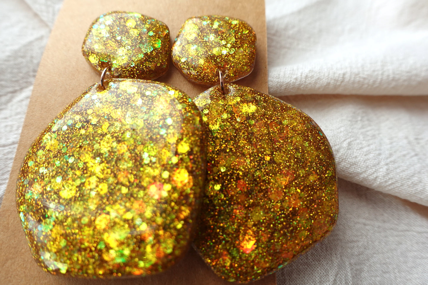 Organische vorm warm gouden holografische oorbellen glitter oorbellen - statement oorbellen
