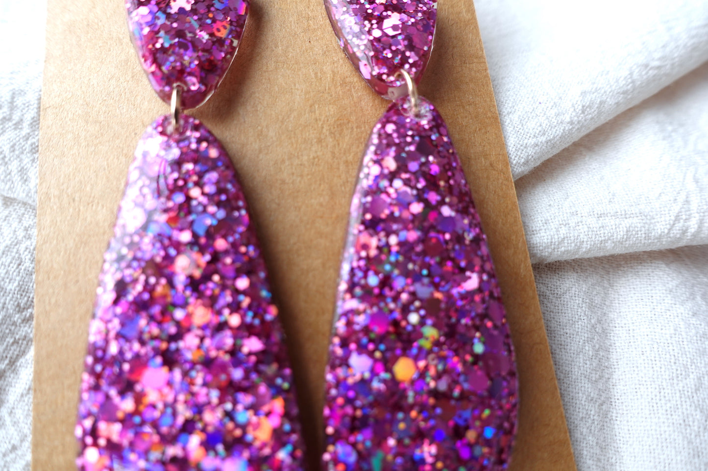 Libelle roze holografische glitter oorbellen - statement oorbellen