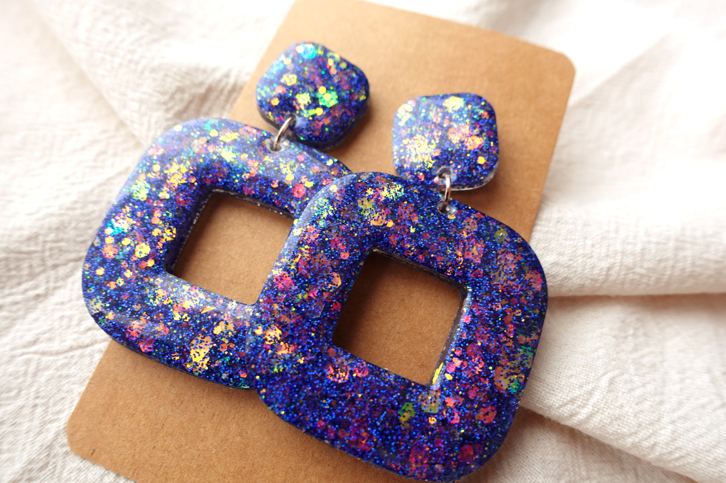 Vierkante donut oorbellen donkerblauwe glitter holografische oorbellen - statement oorbellen