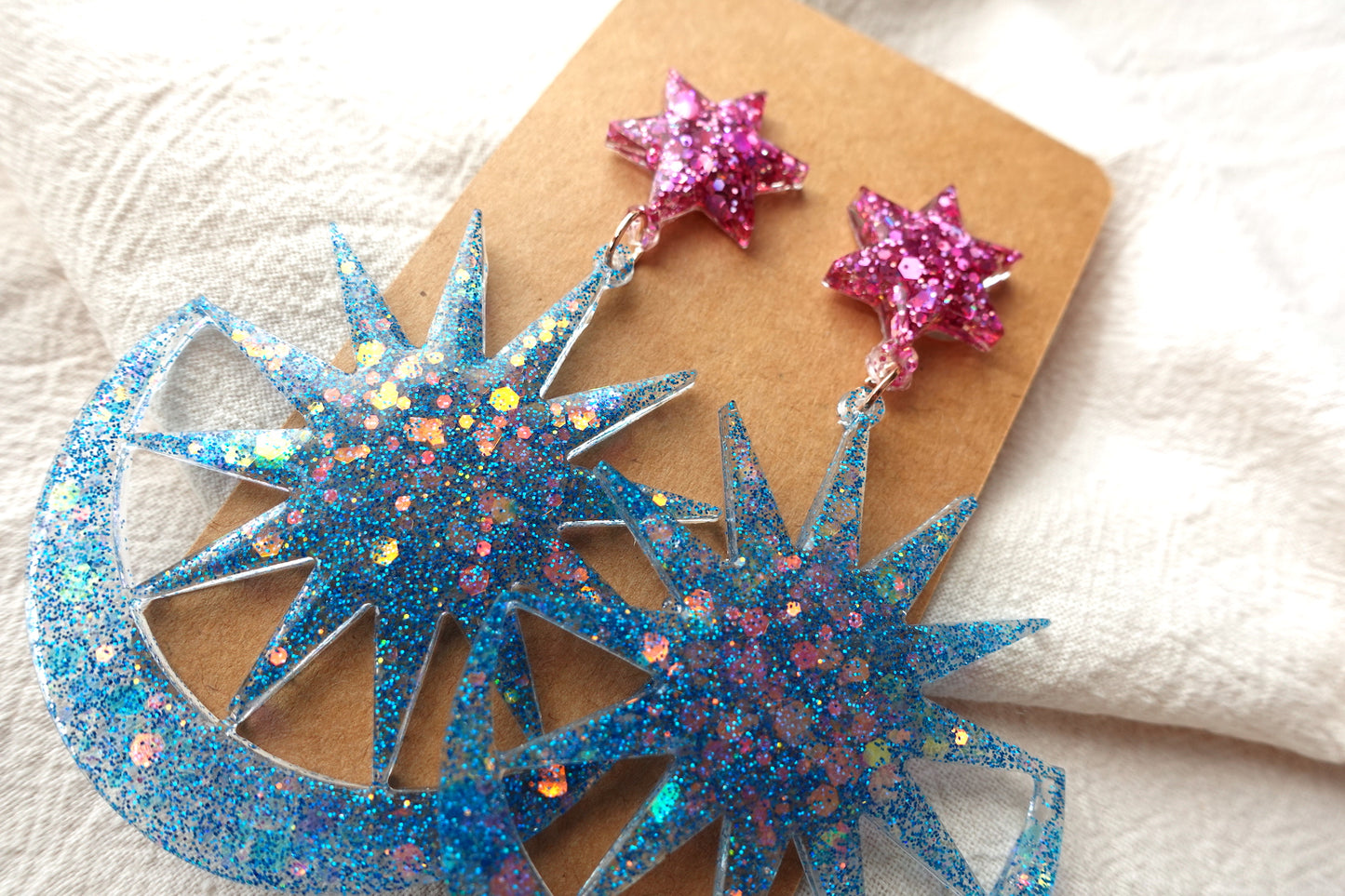 Grote ster blauwe holografische glitter oorbellen - statement oorbellen