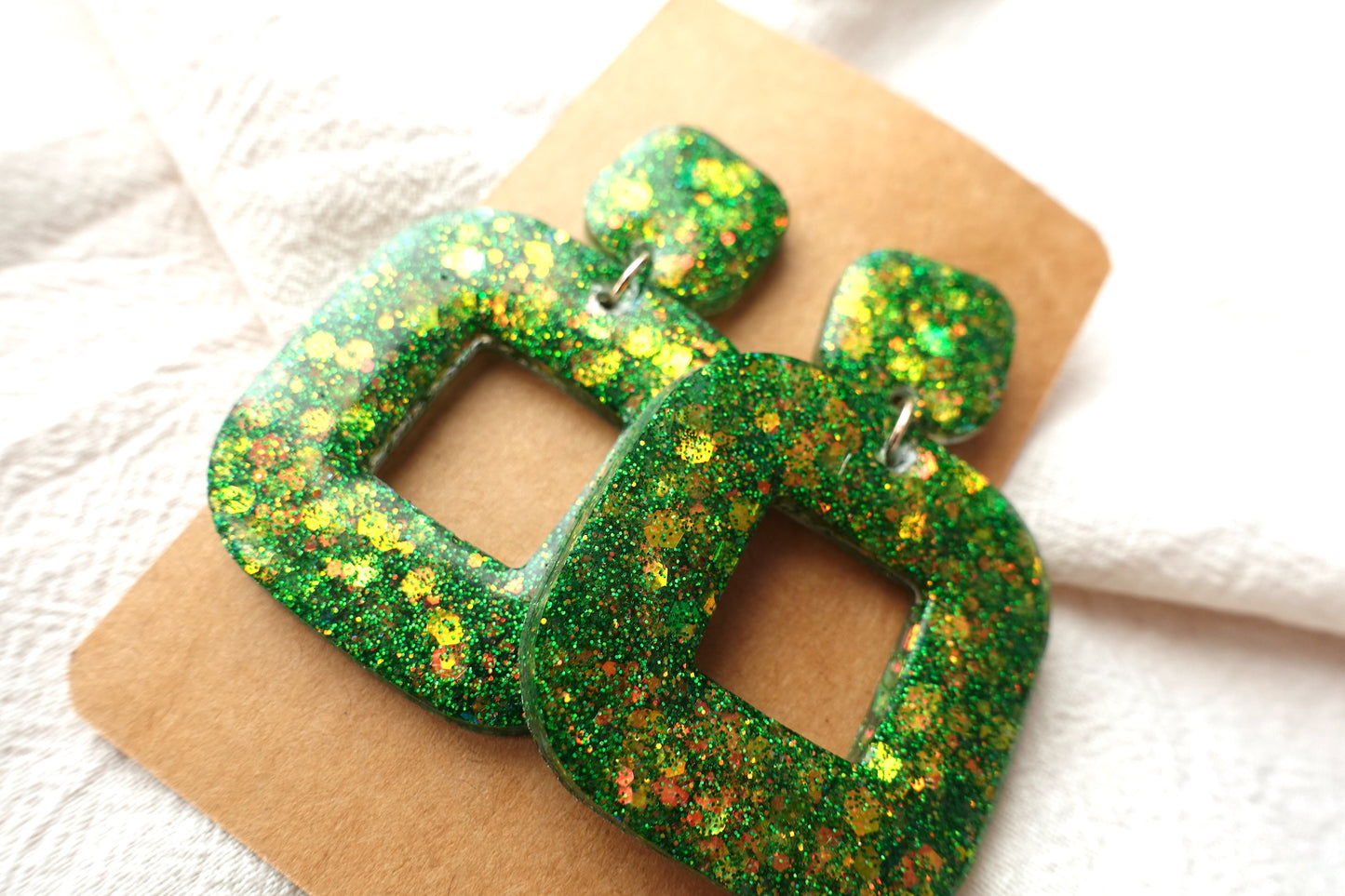 Vierkante donut oorbellen groene glitter holografische oorbellen - statement oorbellen