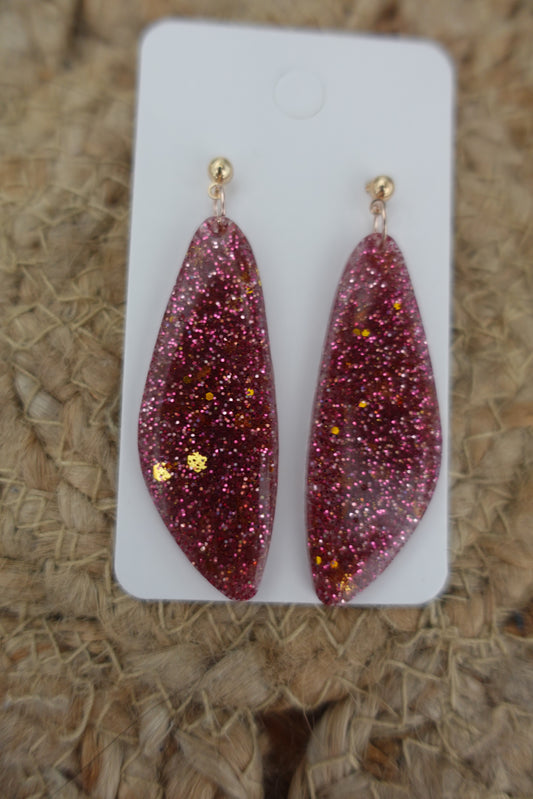 Licht maroon oorbellen met glitter (statement oorbellen)