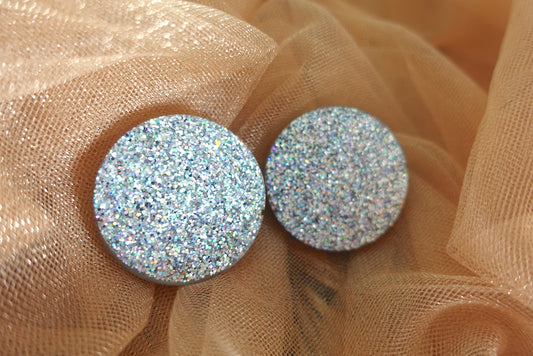 Maxi studs zilveren holografische glitter oorbellen