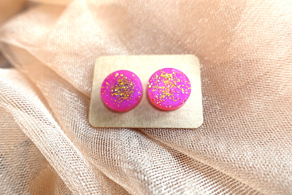 Roze en goud holografische glitter mini oorstekertjes oorbellen