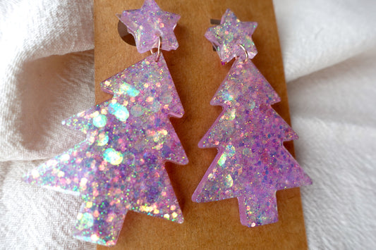 Lichtroze glitter kerstboom oorbellen met sterretje en flakes