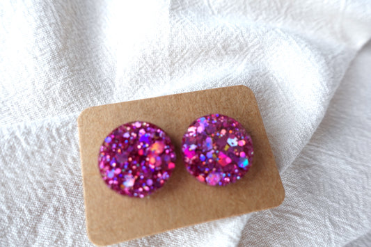 Roze holografische glitter oorbellen studs - statement oorbellen