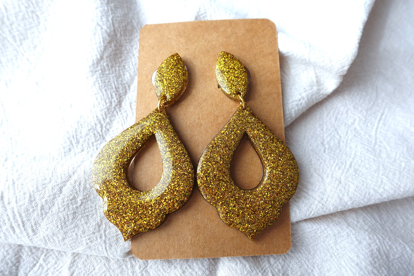 Marokkaanse donut goudkleurige holografische glitter oorbellen - statement oorbellen