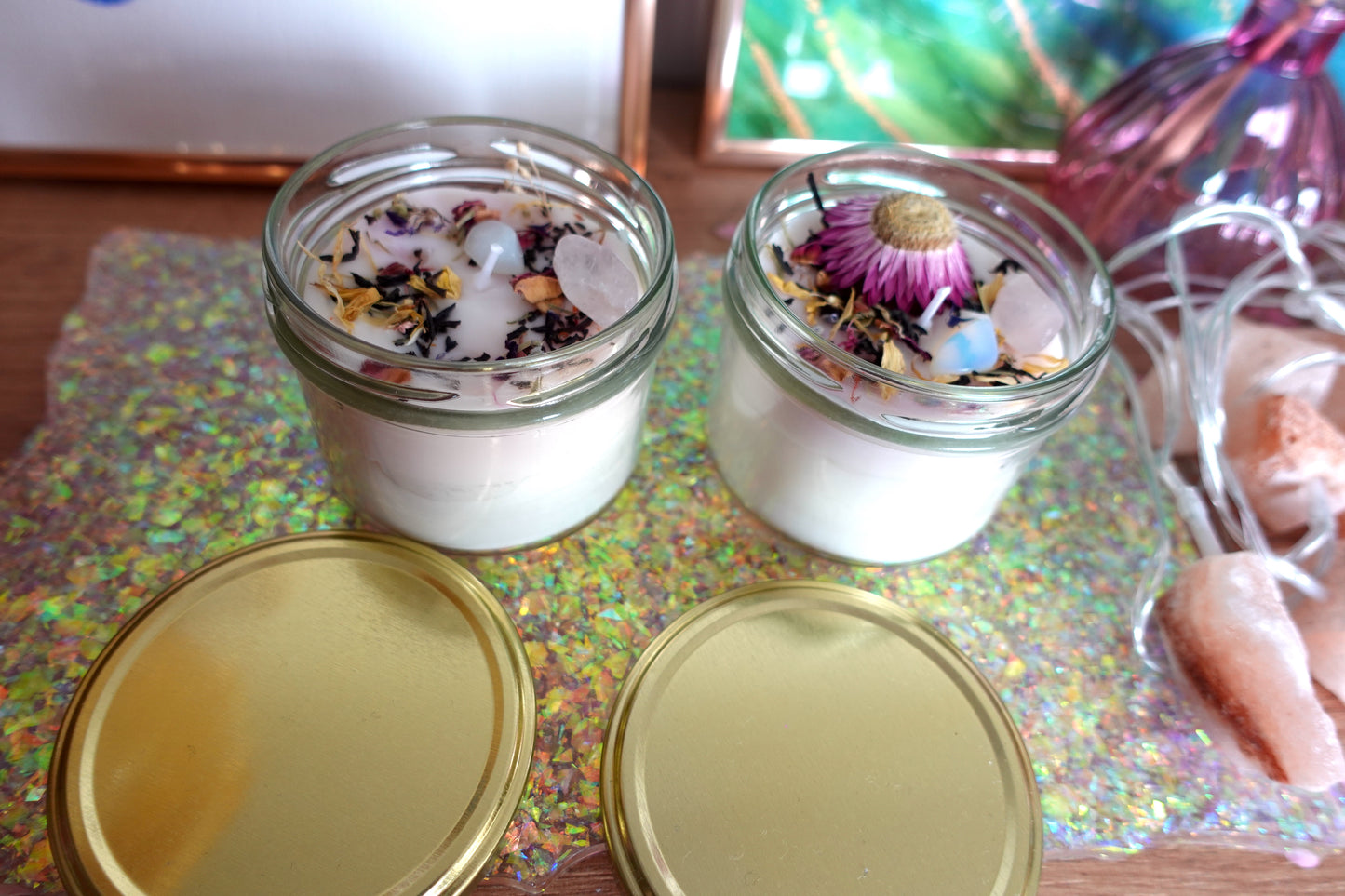 DIY Box: zelf kaarsen met gedroogde bloemen en edelstenen maken (online workshop) - rozenkwarts en opaliet