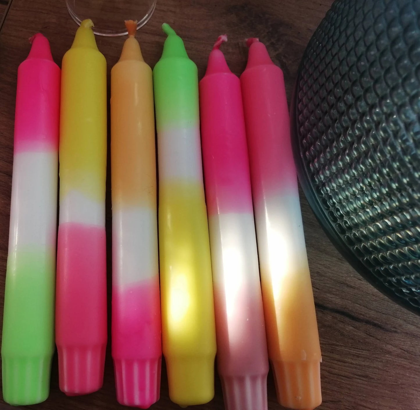 Neon kaarsen - fluo kaarsen (set van 6)